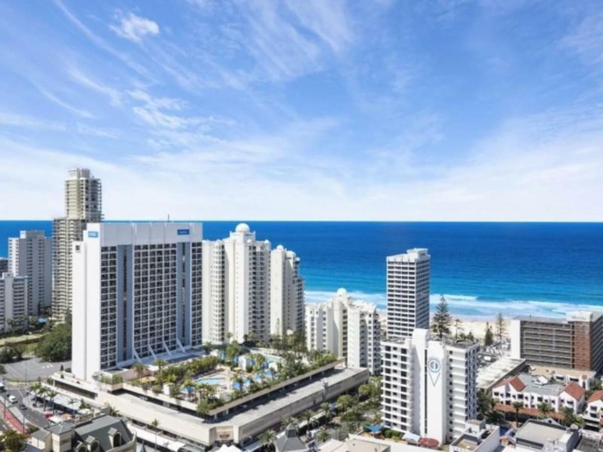 Beach - Ocean & Riverview Chevron Renaissance Central Surfers Paradise Apartment *