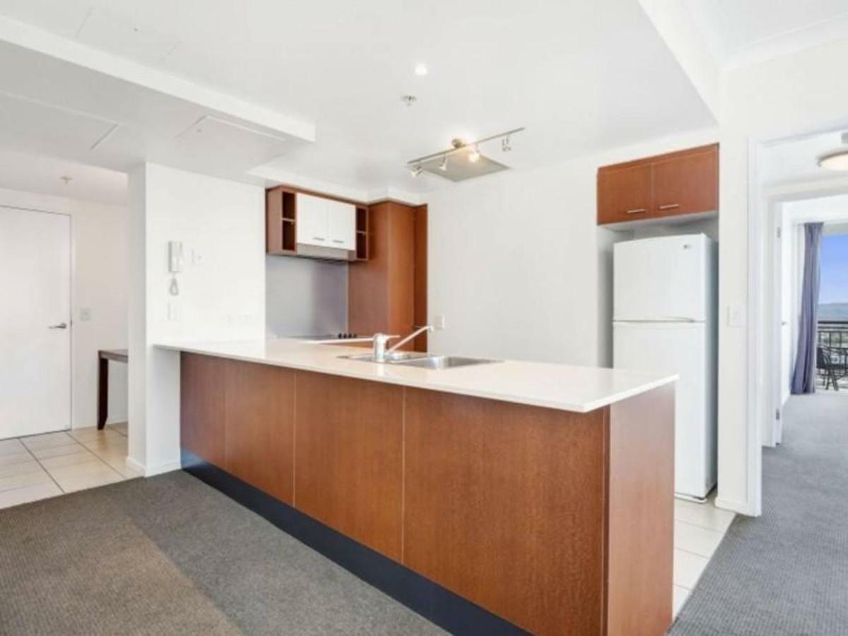 Apartment Beach - Ocean & Riverview Chevron Renaissance Central Surfers Paradise Gold Coast