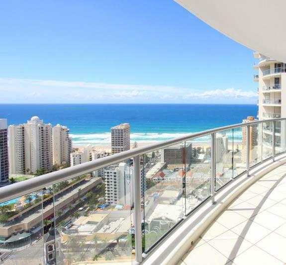 Beach - Ocean & Riverview Chevron Renaissance Central Surfers Paradise Gold Coast